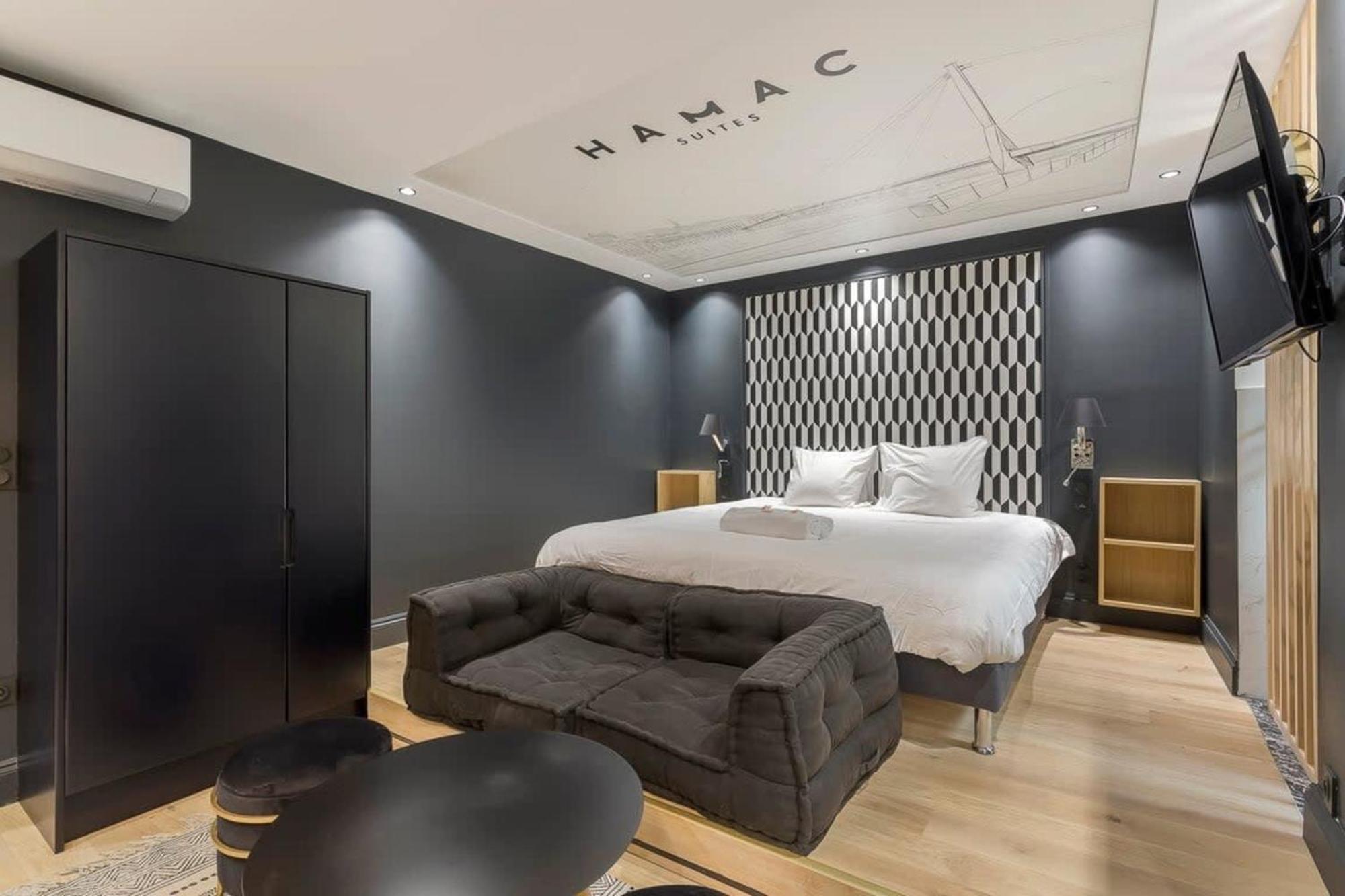 Victor Hugo Romantic Suite - Sauna Et Balneo Lyon Exterior photo